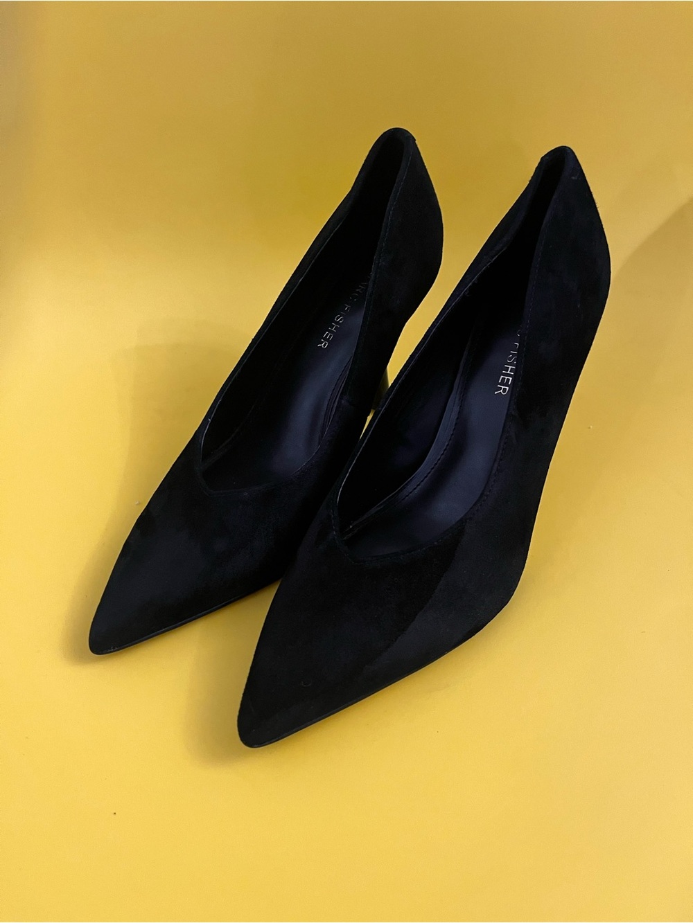 Marc Fisher Black Pointed Toe Suede Pumps
